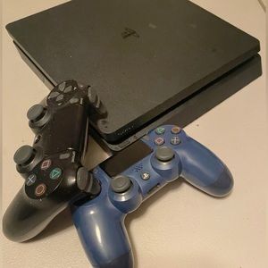 PS4 Slim